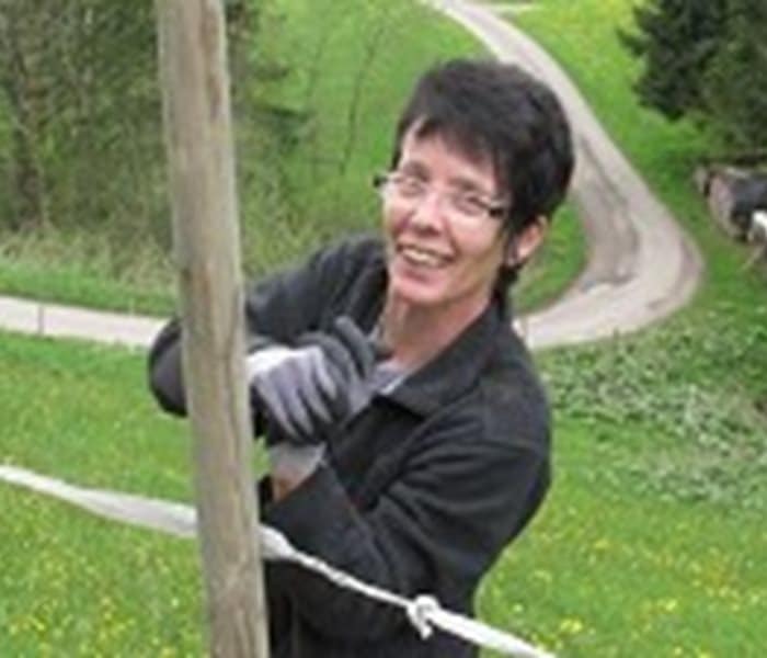 700700p578EDNthumbLisaVolkart